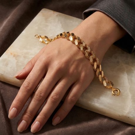 Işıltının En Zarif Hali: Kalem İşlemeli Dokulu Gurmet ✨